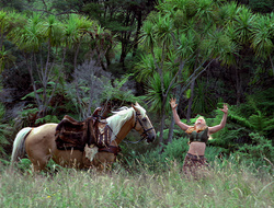 extant_XenaWarriorPrincess_2x15-ADayintheLife_01042