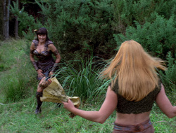 extant_XenaWarriorPrincess_2x15-ADayintheLife_01105