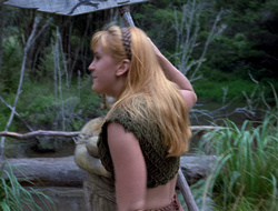 extant_XenaWarriorPrincess_2x15-ADayintheLife_01150