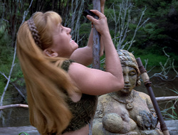 extant_XenaWarriorPrincess_2x15-ADayintheLife_01154
