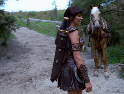 extant_XenaWarriorPrincess_2x15-ADayintheLife_01160