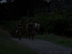 extant_XenaWarriorPrincess_2x15-ADayintheLife_01204