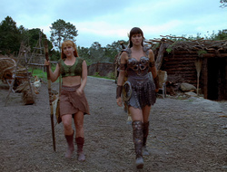 extant_XenaWarriorPrincess_2x15-ADayintheLife_01276