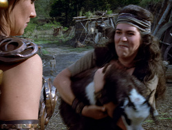 extant_XenaWarriorPrincess_2x15-ADayintheLife_01320