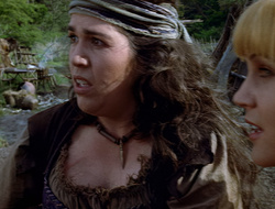 extant_XenaWarriorPrincess_2x15-ADayintheLife_01376