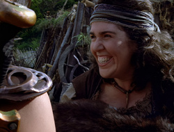 extant_XenaWarriorPrincess_2x15-ADayintheLife_01430