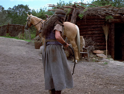 extant_XenaWarriorPrincess_2x15-ADayintheLife_01996