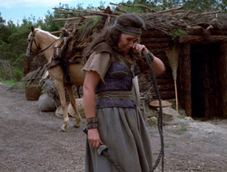 extant_XenaWarriorPrincess_2x15-ADayintheLife_02000