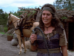 extant_XenaWarriorPrincess_2x15-ADayintheLife_02003