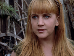 extant_XenaWarriorPrincess_2x15-ADayintheLife_02055