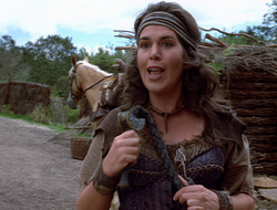 extant_XenaWarriorPrincess_2x15-ADayintheLife_02070