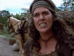 extant_XenaWarriorPrincess_2x15-ADayintheLife_02083
