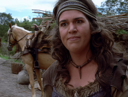 extant_XenaWarriorPrincess_2x15-ADayintheLife_02086