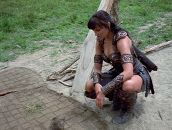 extant_XenaWarriorPrincess_2x15-ADayintheLife_02215