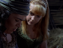 extant_XenaWarriorPrincess_2x15-ADayintheLife_02257