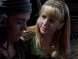 extant_XenaWarriorPrincess_2x15-ADayintheLife_02262