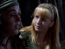 extant_XenaWarriorPrincess_2x15-ADayintheLife_02265