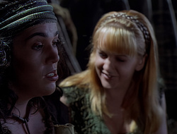 extant_XenaWarriorPrincess_2x15-ADayintheLife_02267