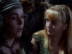 extant_XenaWarriorPrincess_2x15-ADayintheLife_02271