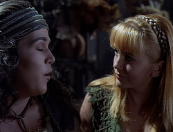 extant_XenaWarriorPrincess_2x15-ADayintheLife_02274