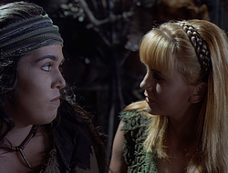 extant_XenaWarriorPrincess_2x15-ADayintheLife_02278