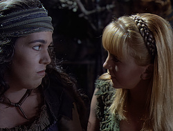 extant_XenaWarriorPrincess_2x15-ADayintheLife_02282