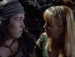 extant_XenaWarriorPrincess_2x15-ADayintheLife_02285