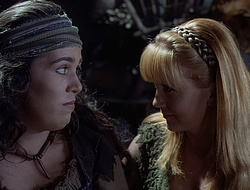 extant_XenaWarriorPrincess_2x15-ADayintheLife_02293
