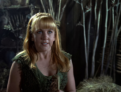 extant_XenaWarriorPrincess_2x15-ADayintheLife_02325