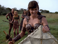 extant_XenaWarriorPrincess_2x15-ADayintheLife_02439