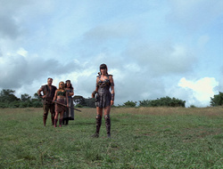 extant_XenaWarriorPrincess_2x15-ADayintheLife_02494