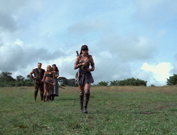 extant_XenaWarriorPrincess_2x15-ADayintheLife_02498