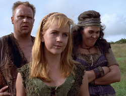 extant_XenaWarriorPrincess_2x15-ADayintheLife_02499