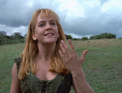 extant_XenaWarriorPrincess_2x15-ADayintheLife_02606