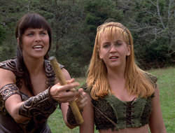 extant_XenaWarriorPrincess_2x15-ADayintheLife_02653
