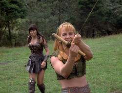 extant_XenaWarriorPrincess_2x15-ADayintheLife_02672