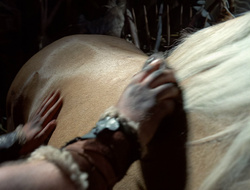 extant_XenaWarriorPrincess_2x15-ADayintheLife_02694