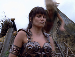 extant_XenaWarriorPrincess_2x15-ADayintheLife_02780