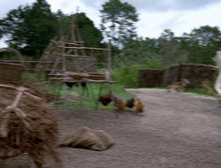 extant_XenaWarriorPrincess_2x15-ADayintheLife_02841