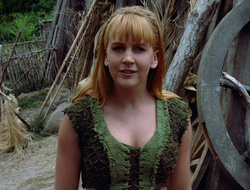 extant_XenaWarriorPrincess_2x15-ADayintheLife_02844