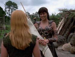 extant_XenaWarriorPrincess_2x15-ADayintheLife_02850