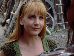 extant_XenaWarriorPrincess_2x15-ADayintheLife_02864