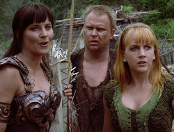 extant_XenaWarriorPrincess_2x15-ADayintheLife_02945