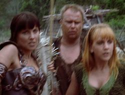 extant_XenaWarriorPrincess_2x15-ADayintheLife_02946