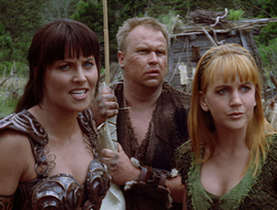 extant_XenaWarriorPrincess_2x15-ADayintheLife_02966