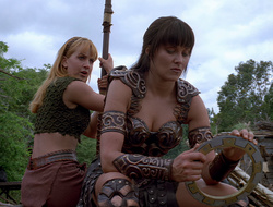extant_XenaWarriorPrincess_2x15-ADayintheLife_02999
