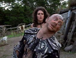 extant_XenaWarriorPrincess_2x15-ADayintheLife_03143