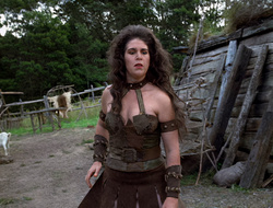 extant_XenaWarriorPrincess_2x15-ADayintheLife_03144.jpg