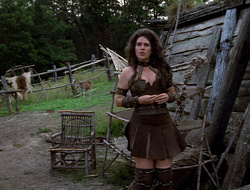 extant_XenaWarriorPrincess_2x15-ADayintheLife_03178