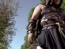 extant_XenaWarriorPrincess_2x15-ADayintheLife_03368